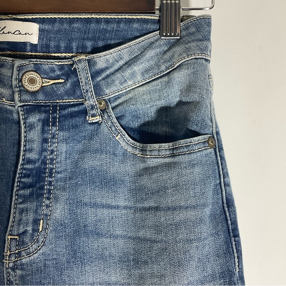 KanCan Estilo Stone Wash Distressed Straight Leg Jeans Five Pocket Zip Front 25 - Picture 6 of 16